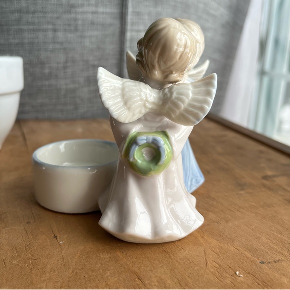 Vintage Porcelain Kissing Angles Votive Tea Light Candle Holder - Picture 2 of 6